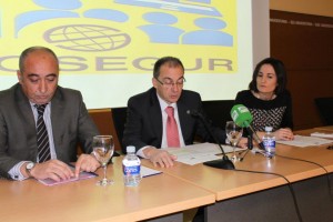 405781_343945152306906_1023950733_n