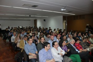 523013_406930012675086_1419422911_n